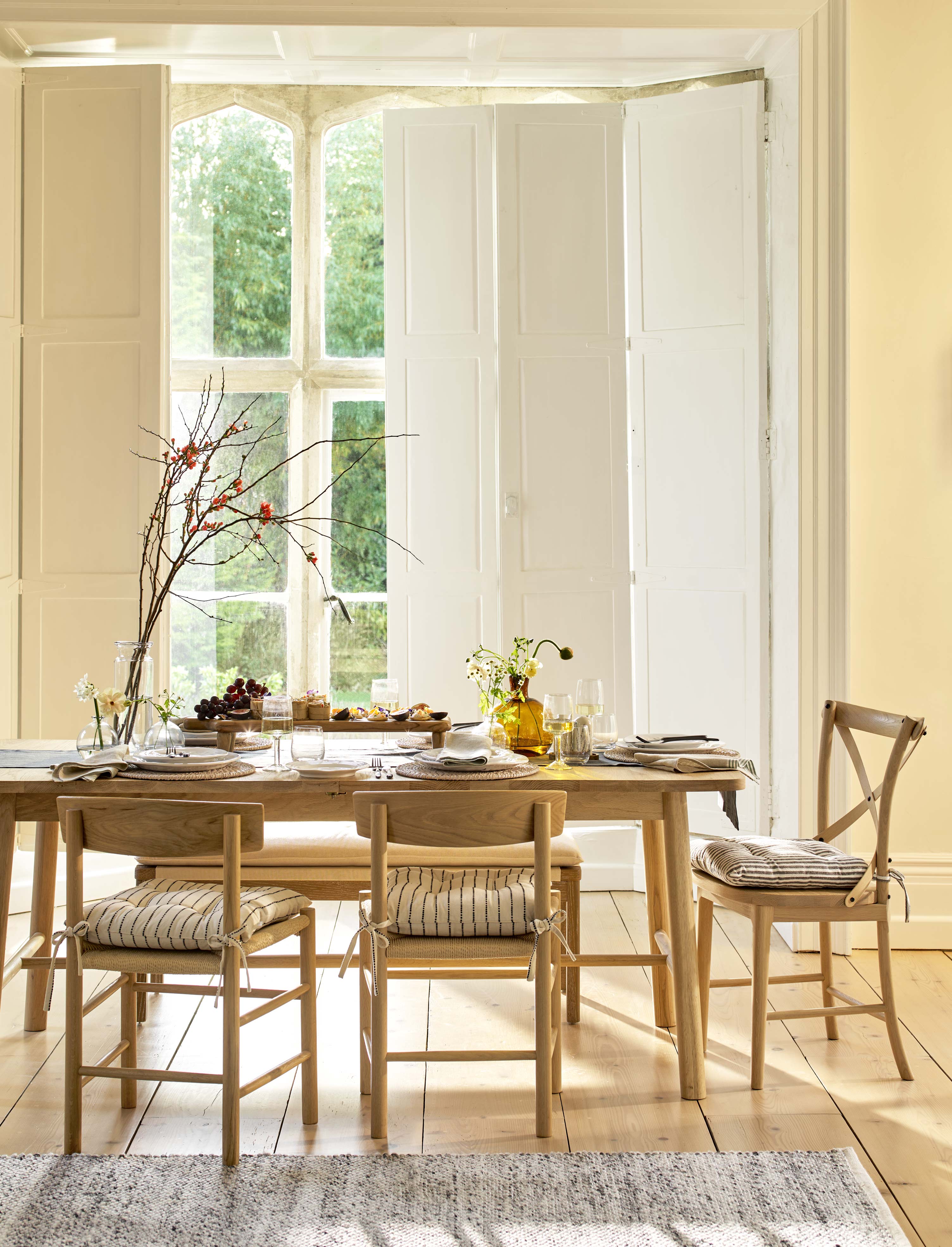 Longworth Extension Dining Table - Oak Wood, Natural Dining Tables Garden Trading