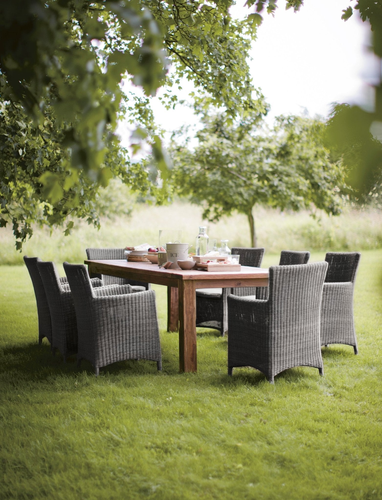 St Mawes Dining Table 8 Seater - Teak, Natural Dining Tables - Bokel Home